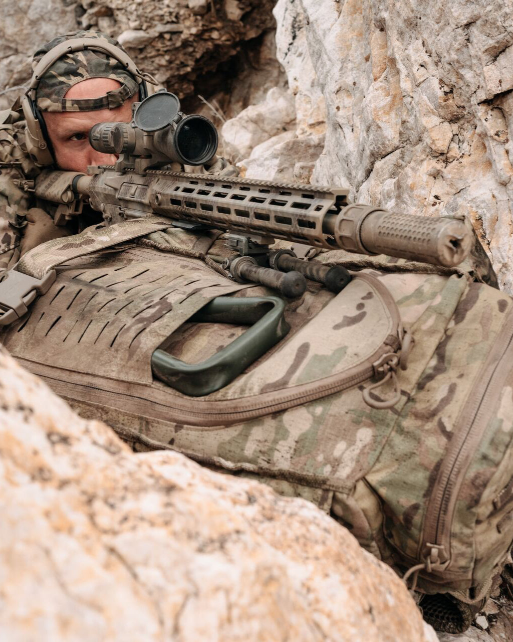 eberlestock-mission-halftrack-rucksack-dry-earth-outlet image 2