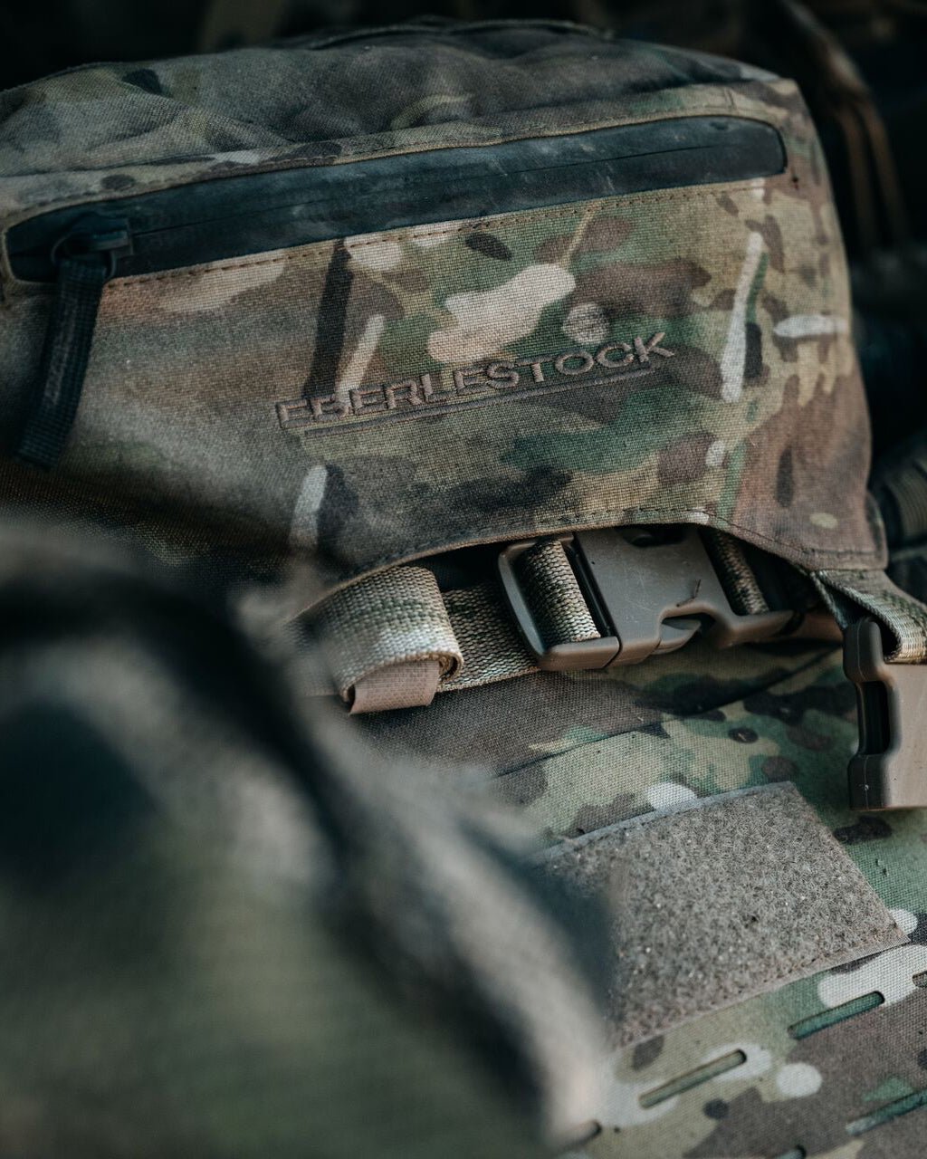 eberlestock-mission-gunslinger-ii-rucksack-coyote-brown image 6