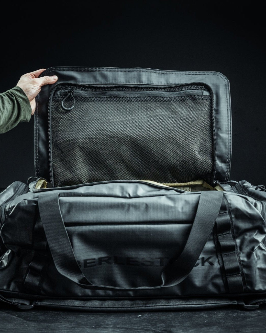 eberlestock-mission-hyllus-duffel-reisetasche-45l-military-green image 8