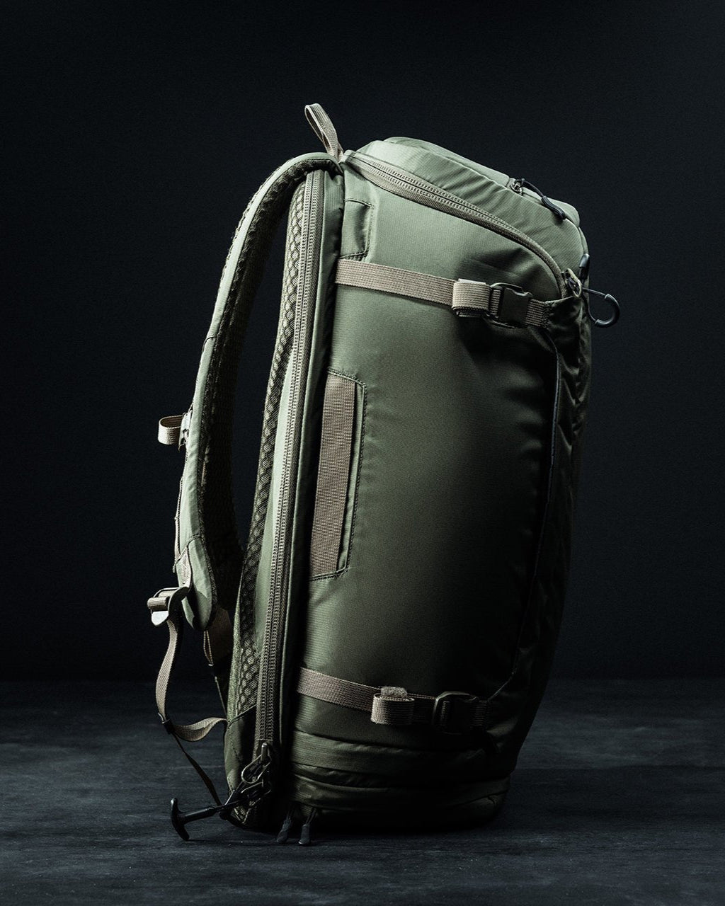 eberlestock-fade-adapt-rucksack-olive-edc-outlet image 3