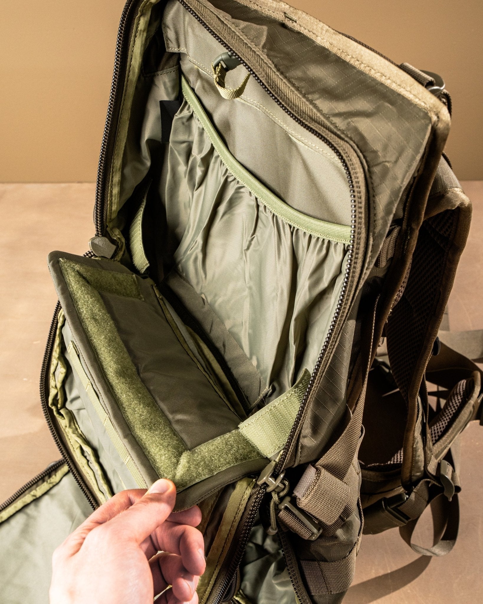 eberlestock-mission-hispeed-ii-rucksack-dry-earth-daypack image 3