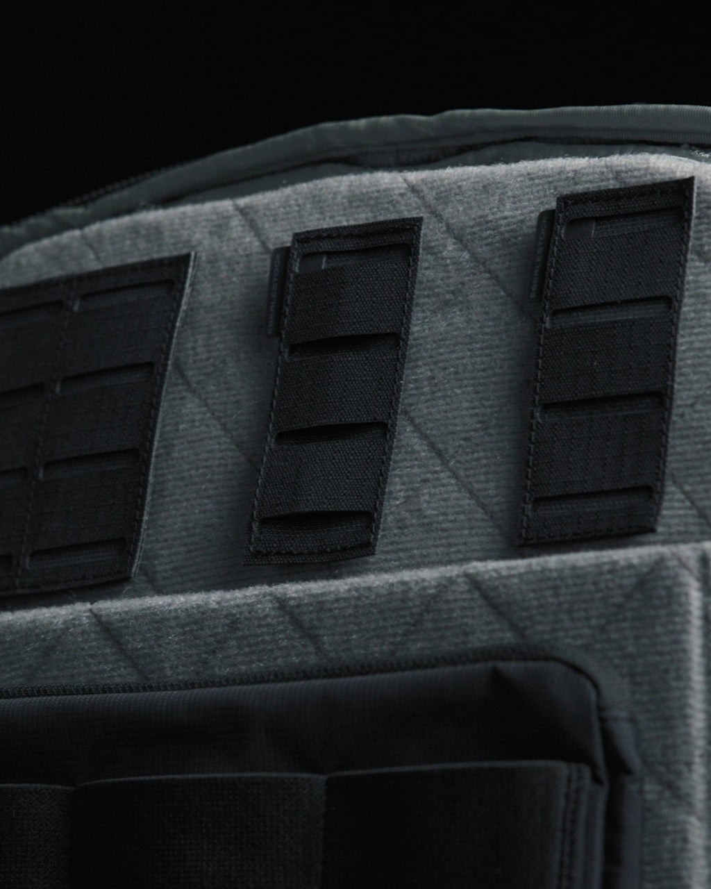 eberlestock-emod-molle-adapter-3x1-klett-panel-schwarz-2er image 2
