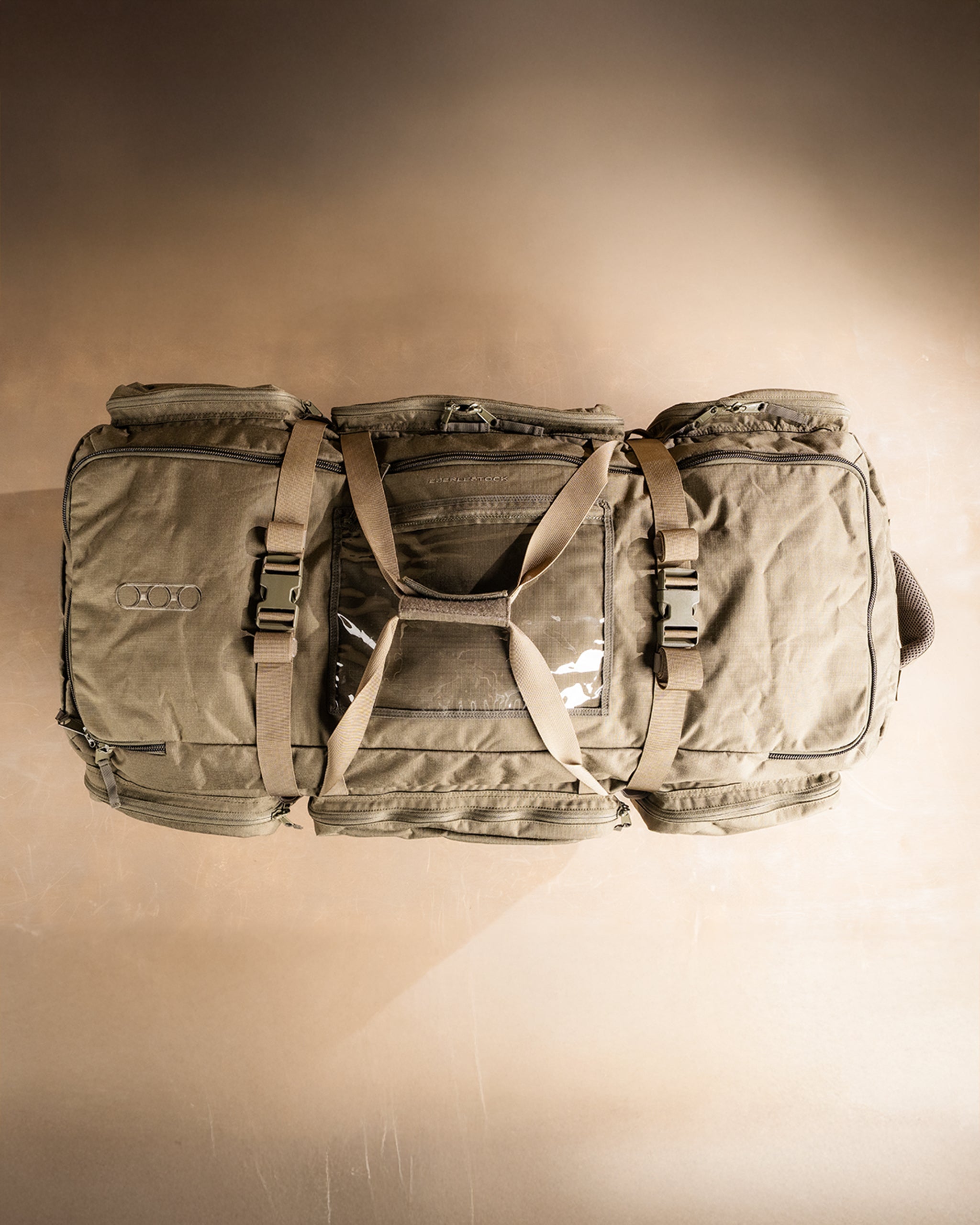 eberlestock-mission-hercules-duffel-rollentasche-coyote-taa image 4