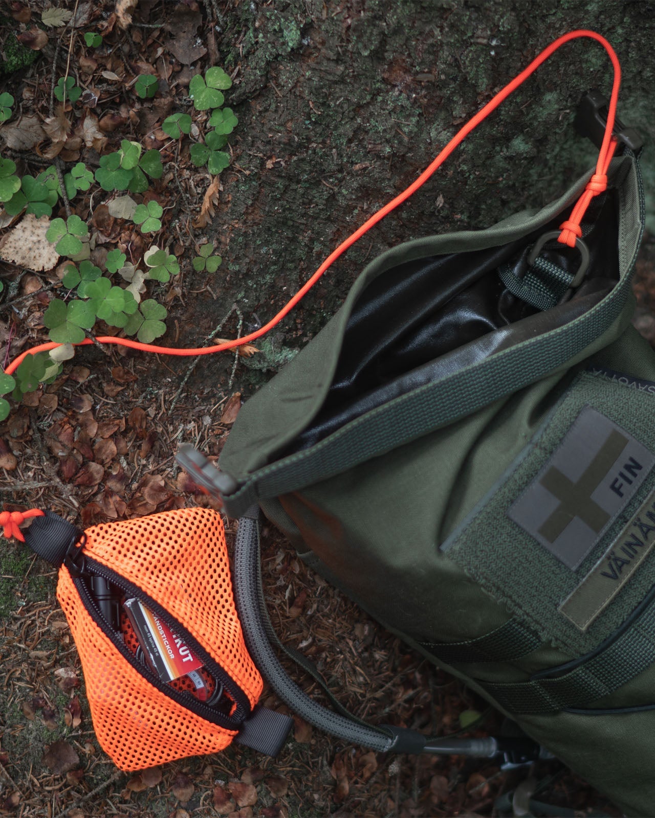 savotta-kahakka-hatka-12l-rucksack-gr-n-rolltop-daypack image 8