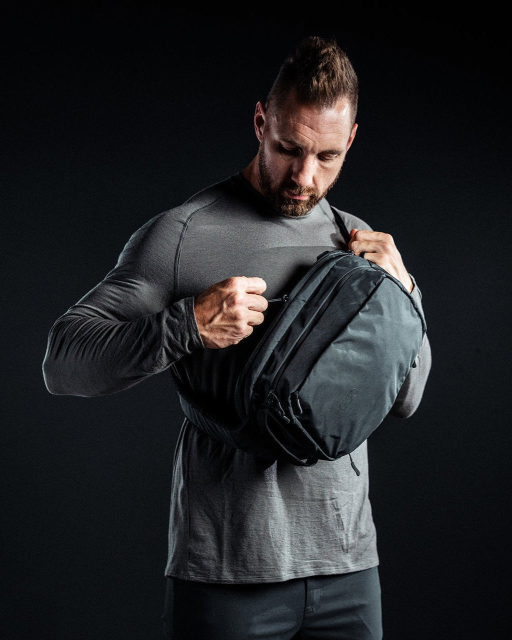 eberlestock-fade-sling-sling-bag-schwarz-standard-concealed-carry image 2