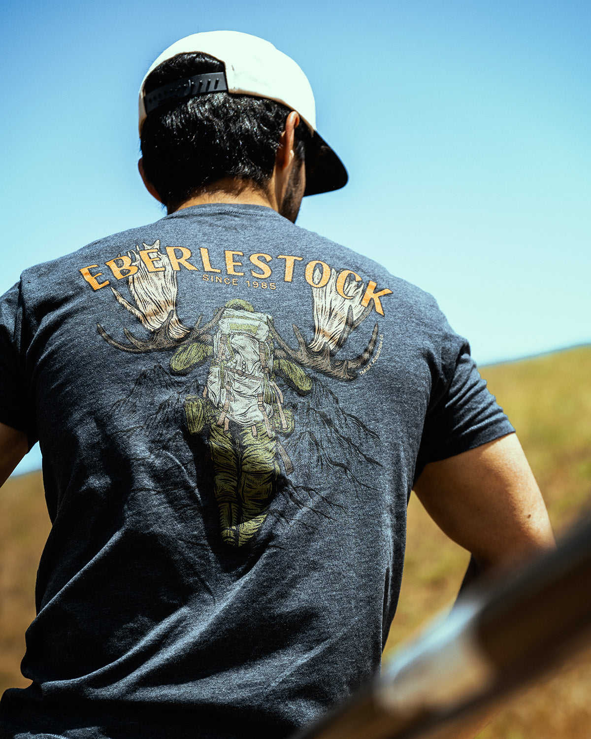 eberlestock-cascade-worth-the-weight-tee-t-shirt-charcoal image 2