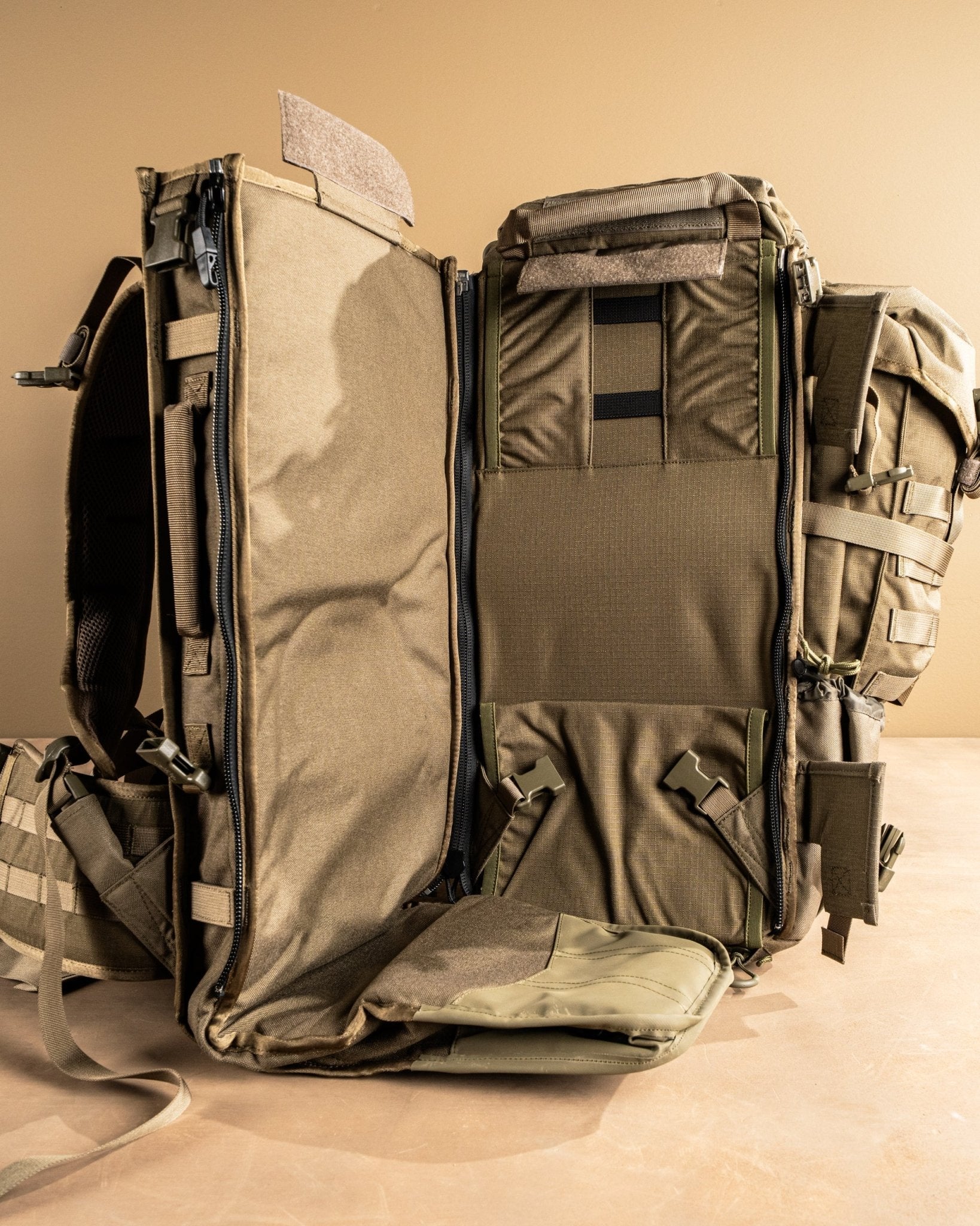 eberlestock-mission-phantom-rucksack-coyote-brown-sniper image 4