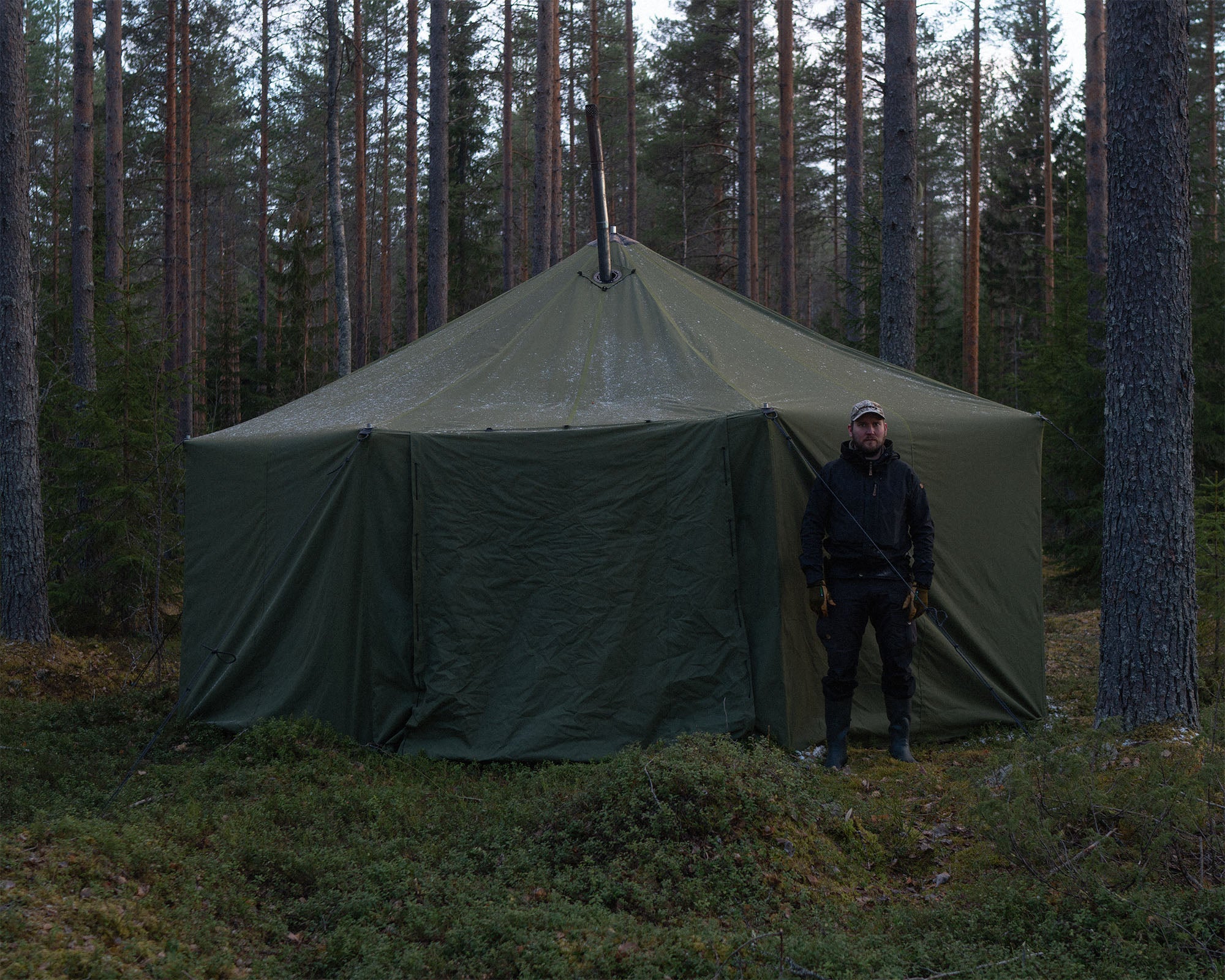 savotta-mil-20-320-feldzelt-20-personen-ofen-4-season image 1