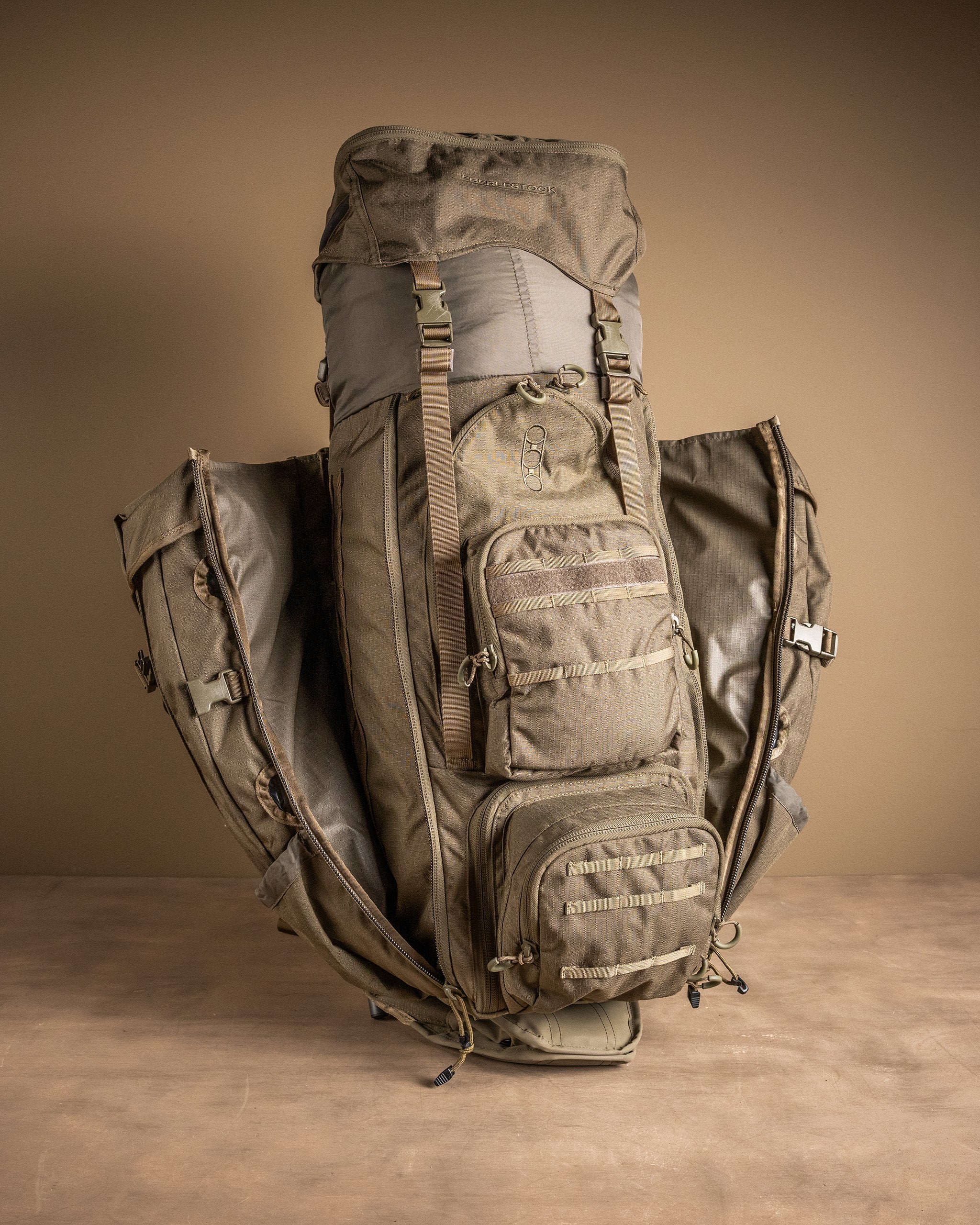 eberlestock-mission-operator-rucksack-coyote-brown-97l image 4