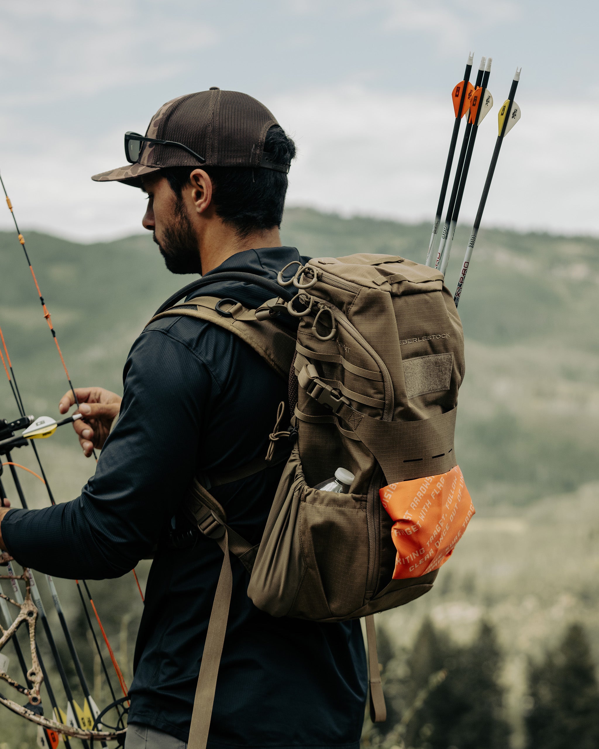 eberlestock-fade-bandit-rucksack-grau-outlet image 5
