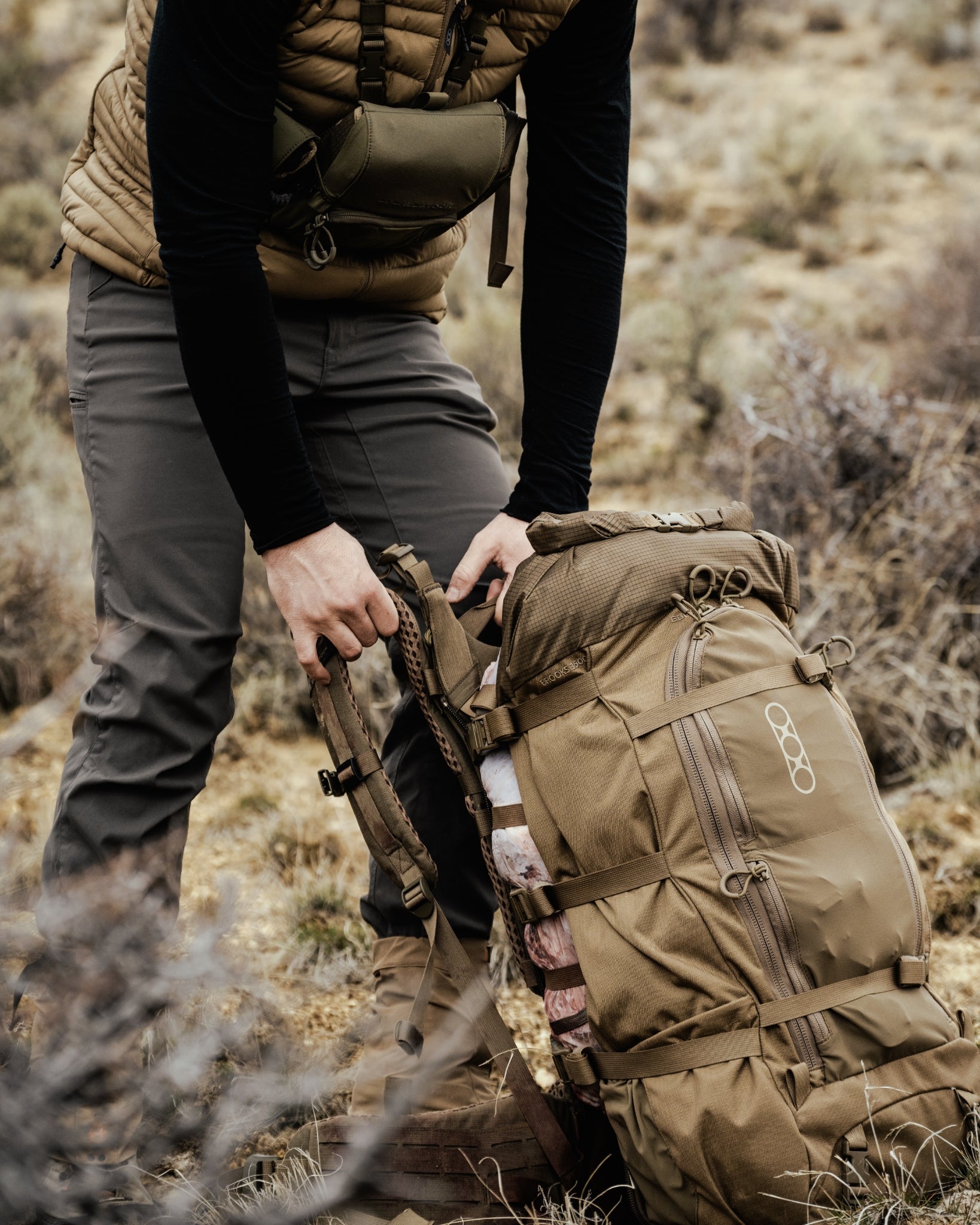 eberlestock-brooks-3500-modframe-rucksack-dry-earth image 3