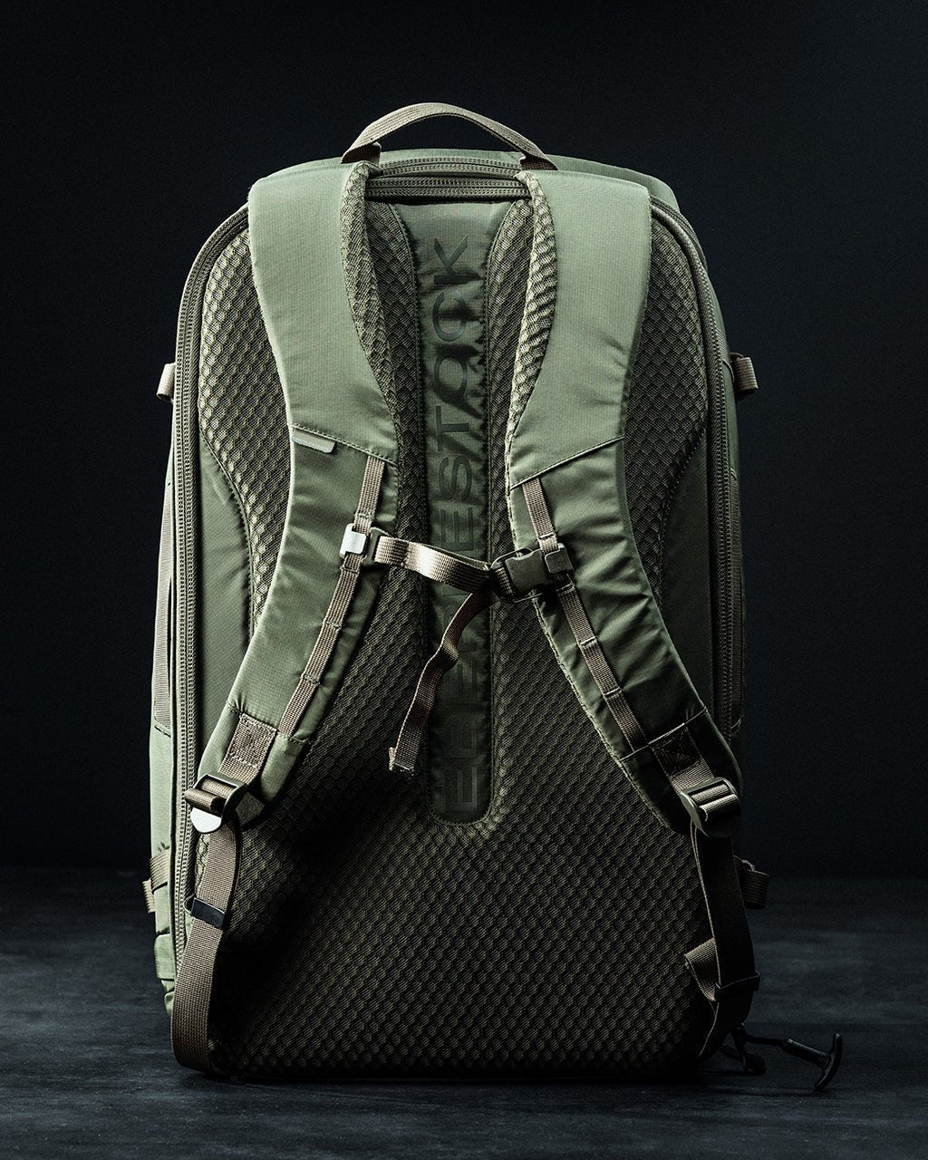 eberlestock-fade-adapt-rucksack-olive-edc-outlet image 5