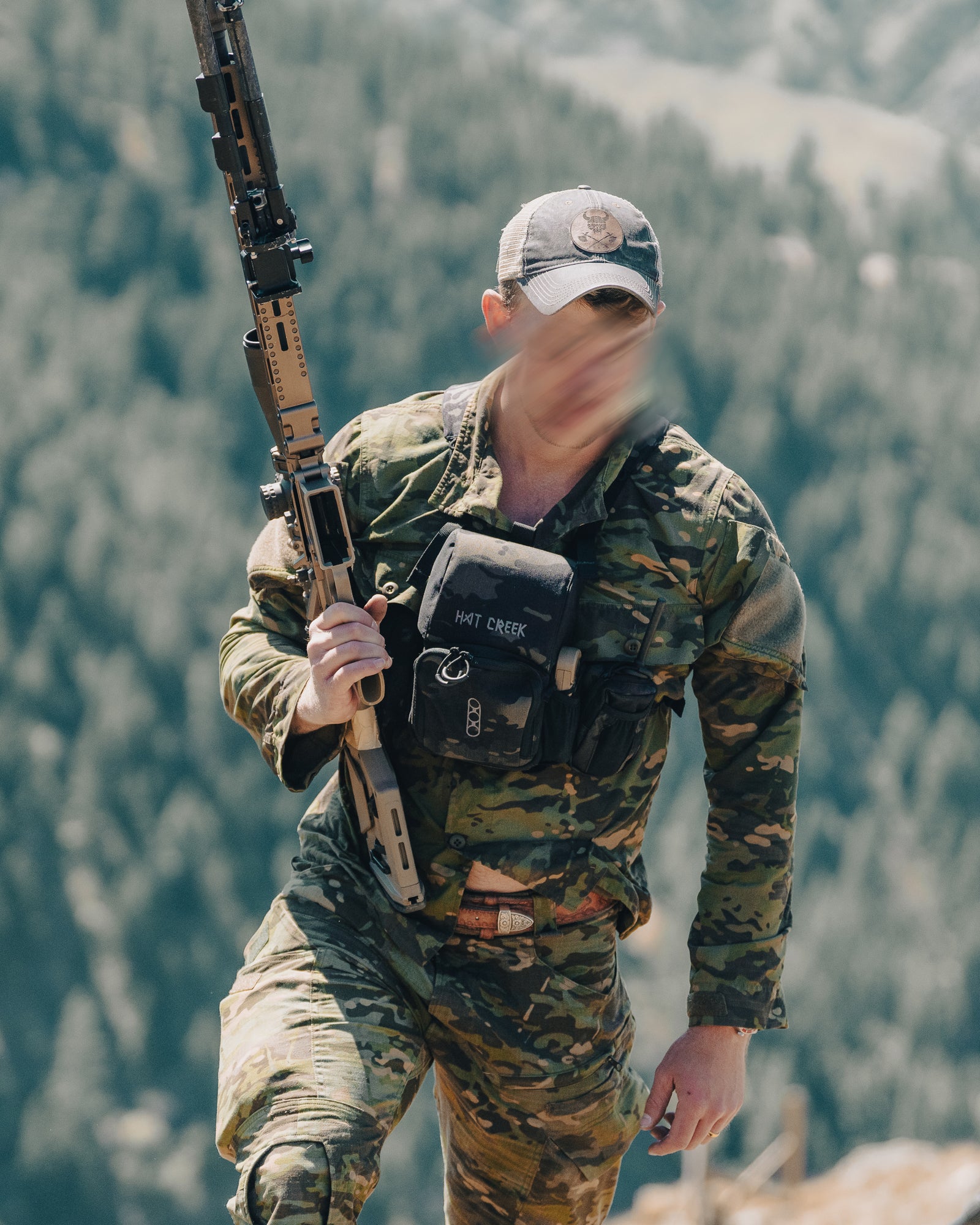 eberlestock-recon-hat-creek-bravo-bino-pack-large-multicam-black image 6