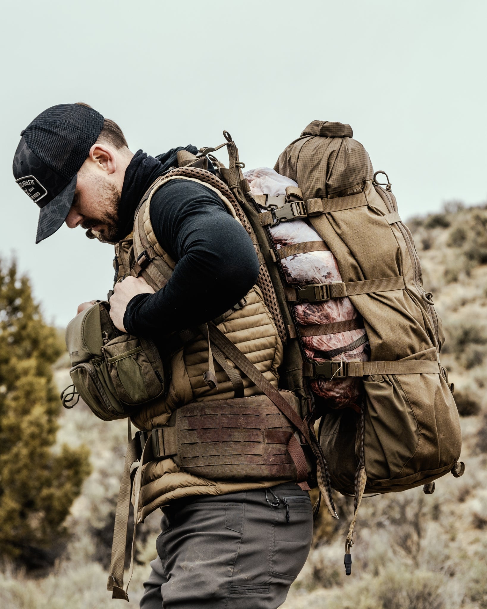 eberlestock-brooks-3500-modframe-rucksack-dry-earth image 2